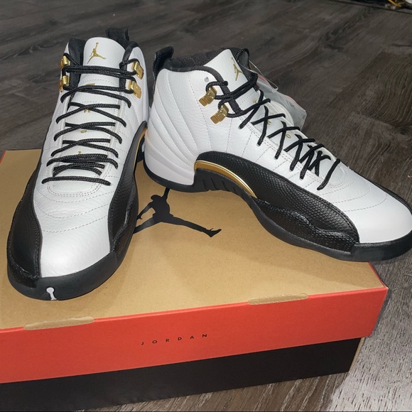 Jordan 12 retro Royalty 2021